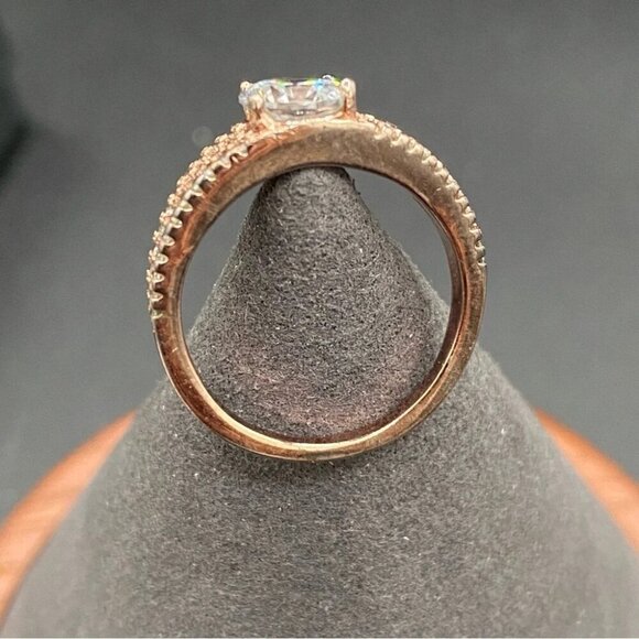 Rose Gold CZ Fashion Ring Size 8 - Picture 3 of 15